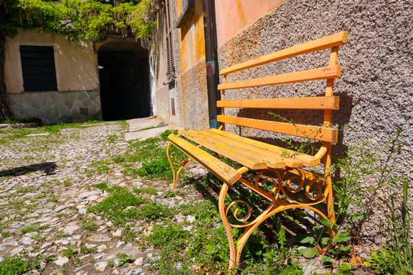 Panchina nel Borgo di Castello In Val Solda