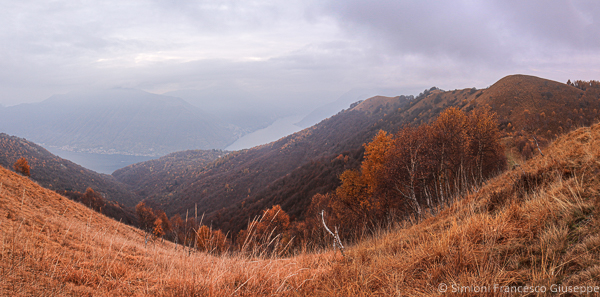 Monte Pasquella Il Lago In Autunno