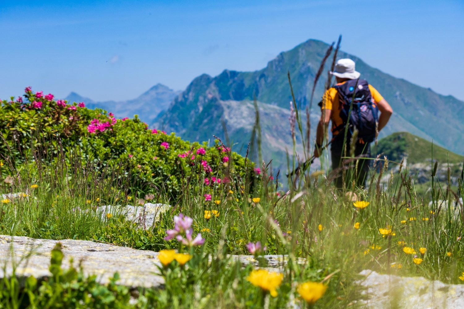 trekking milano montagna lago baranca col d'egua