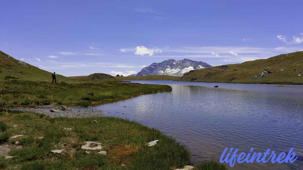 Gran Paradiso, la sua altezza, dove si trova, le vie Alpinistiche per raggiungere la cima, i rifugi, altri itinerari del Parco.