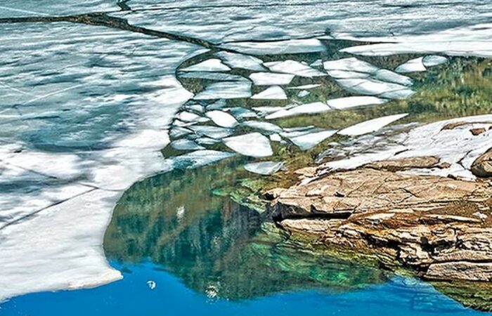 Lago del truzzo ghiacciato-