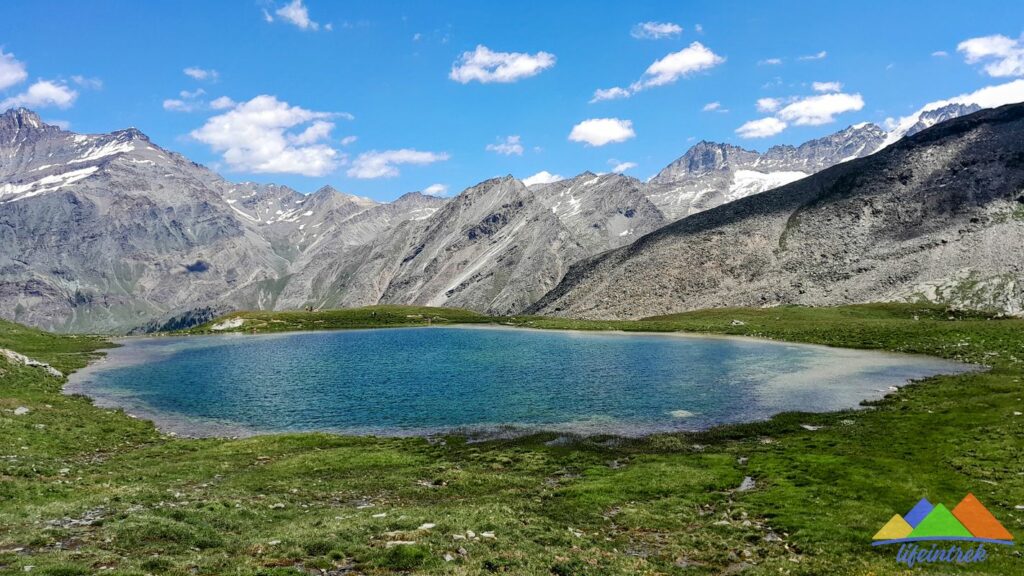 Trekking Lago Val Savarenche prima del Colle Di Entrelor 
Traversata Val di Rhems Valsavarenche 