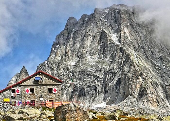 Sentiero Trekking Rifugio Gianetti Val Masino Porcellizzo Pizzo Badile