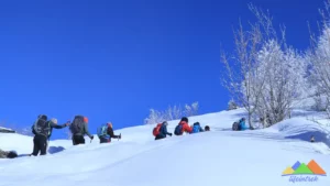 Escursioni su neve gruppo trekking Legnano Varese Abbiategrasso rifugio Alpe Piazza Ciaspolate In Lombardia