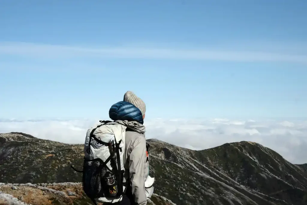 Zaino Trekking Come Sceglierlo per più giorni, distribuire il peso al suo interno, cosa mettere nello zaino più giorni, kit pronto soccorso