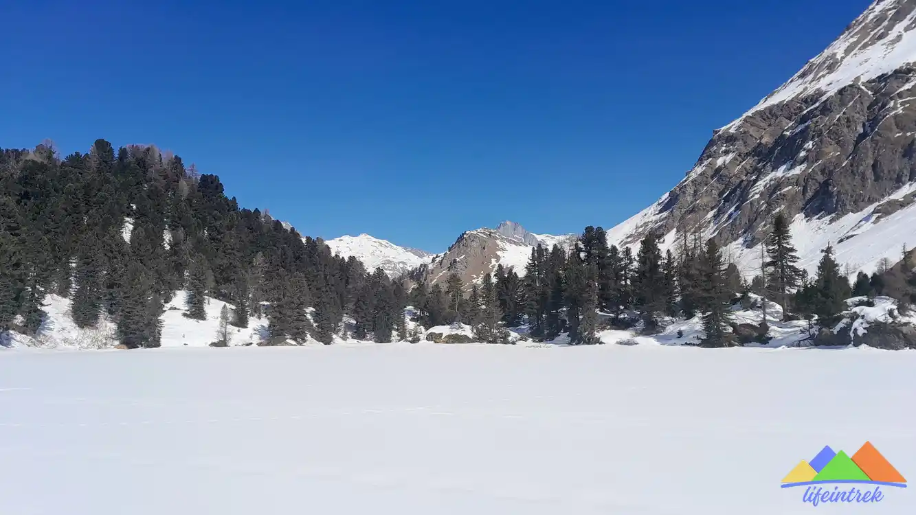 Lago Del Cavloc, Valle Del Forno escursione invernale sentiero battuto, ciaspolata, dove si trova, come arrivare, itinerario Passo Del Maloja